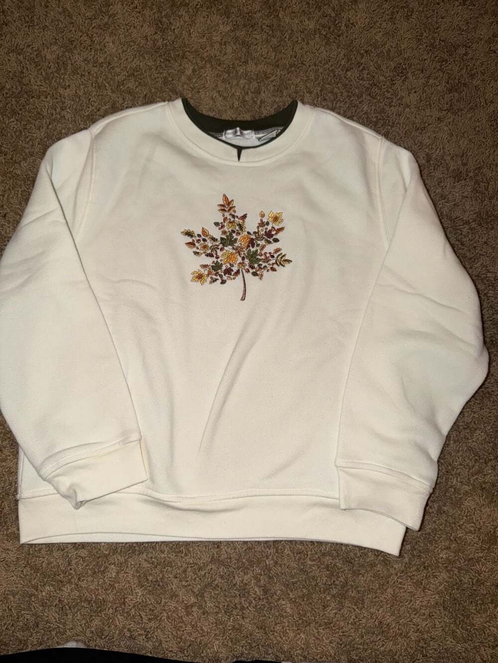 Hastings & Smith Petites Vintage 90s Fall Leaves Embroidered Sweatshirt PL